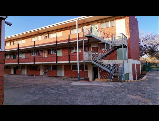 2 BEDROOM APARTMENT FOR SALE IN PRETORIA GARDENS